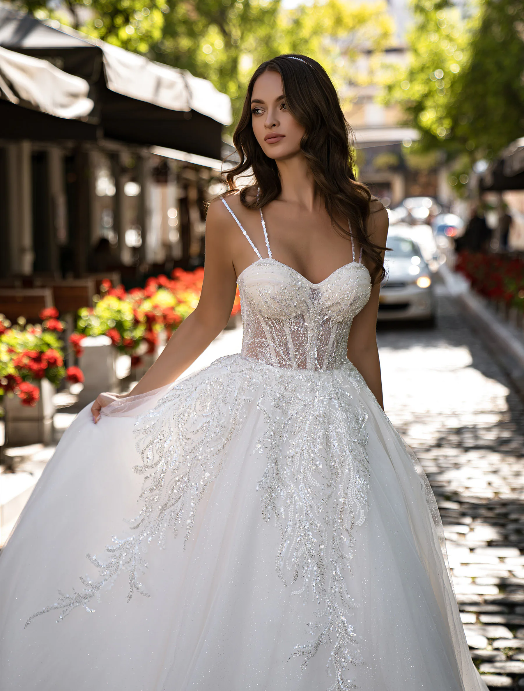 Sara, Annie Victor, Allure 2022