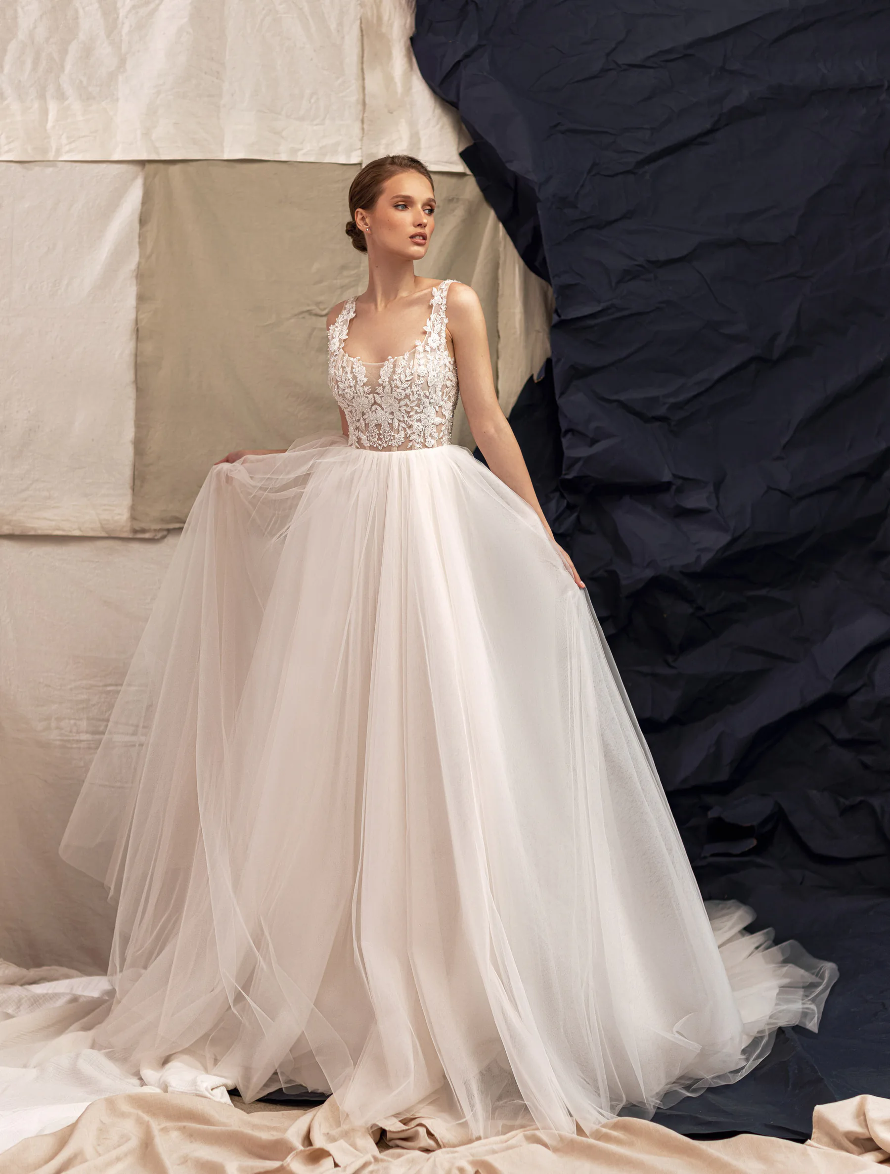 EL-390, Elle Rosa, Rays of Light 2023